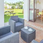 Casa Layda - Solo Familias Kır Evi *